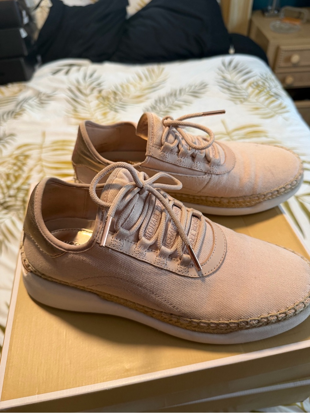 Finch Blush Canvas Lace-Up Sneakers